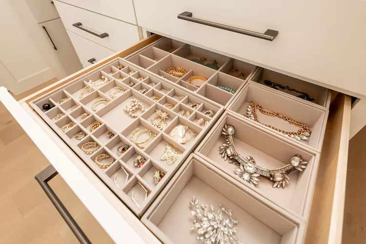 How to organize your jewelry